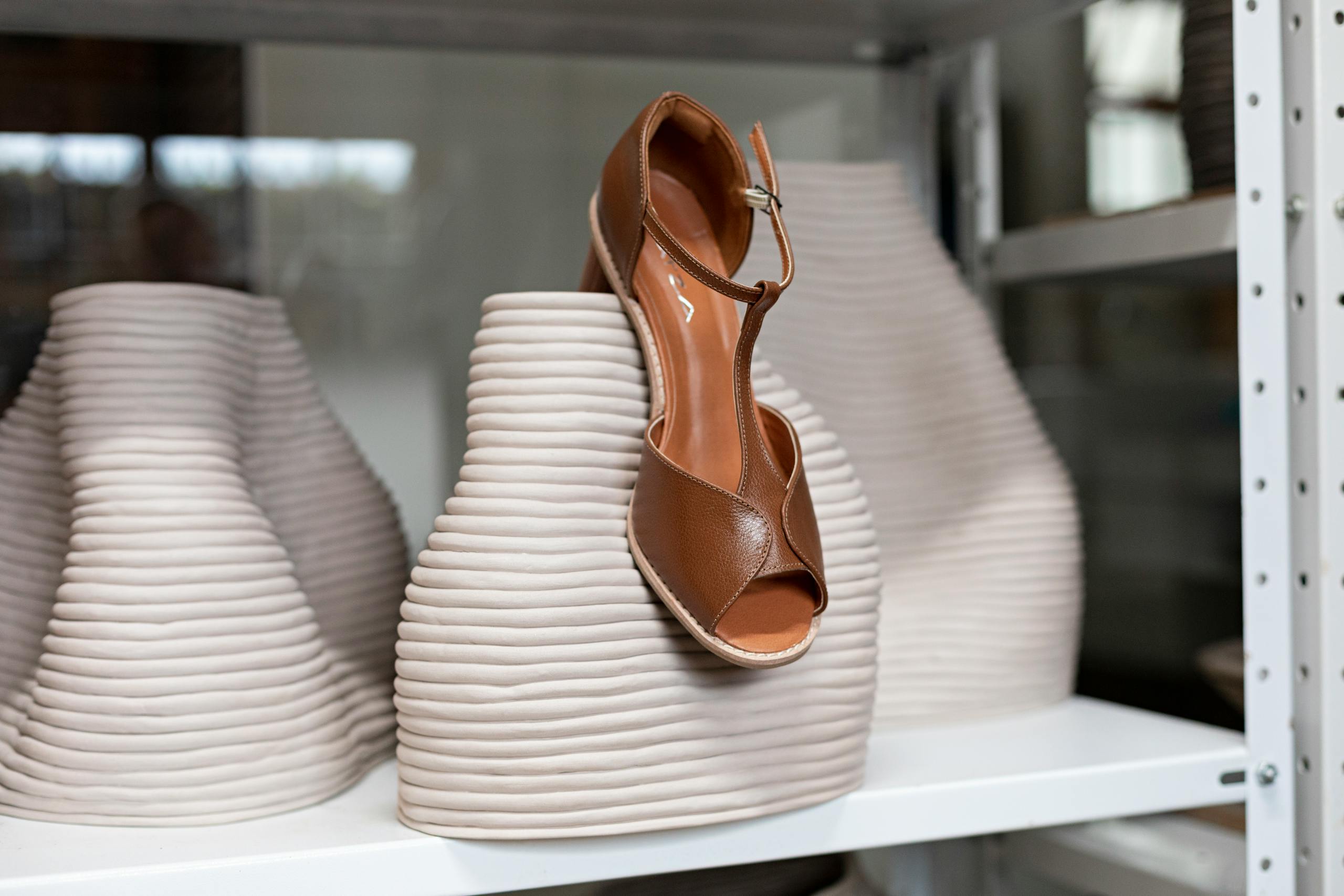 ფეხსაცმლის შეღებვა და აღდგენა მილანაში